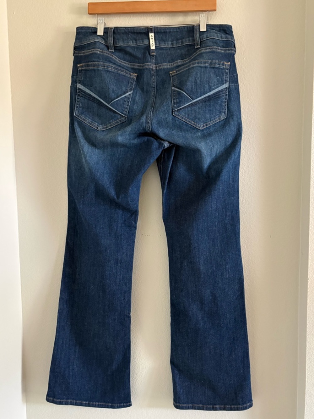 ARIAT R.E.A.L. Leila Perfect Rise Bootcut Jeans | Irvine | Size 34 Regular - Picture 4 of 8